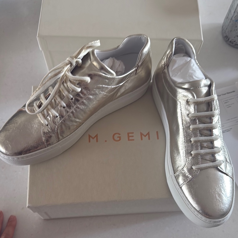 M. Gemi Metallic Leather Women’s Sneakers - Soft gold: The Palestra Minimo